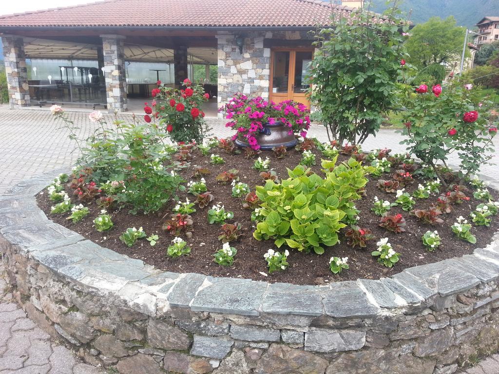 Hotel La Solitaria Carlazzo Bagian luar foto