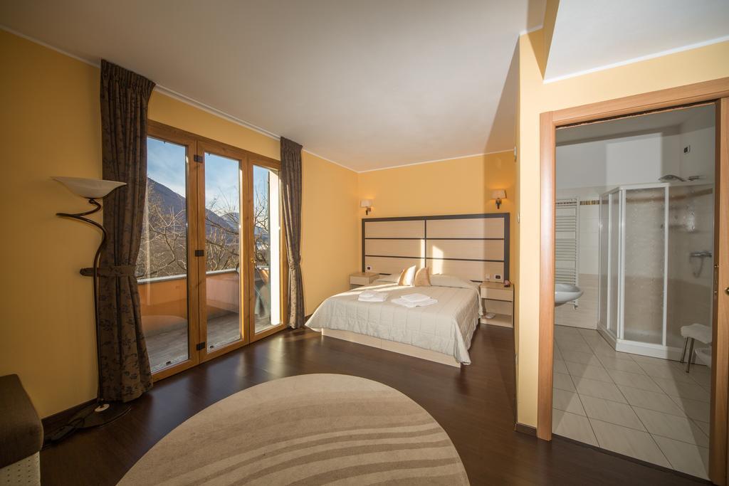 Hotel La Solitaria Carlazzo Bagian luar foto